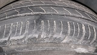 Used 2012 Ford Figo [2010-2015] Duratorq Diesel ZXI 1.4 Diesel Manual tyres LEFT REAR TYRE TREAD VIEW
