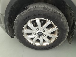 Used 2017 Mahindra XUV500 W10 Diesel Manual tyres LEFT FRONT TYRE RIM VIEW