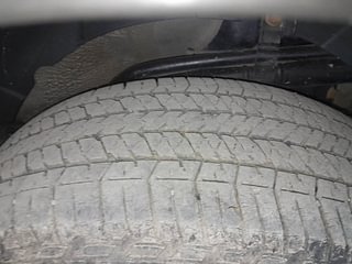 Used 2017 Mahindra XUV500 W10 Diesel Manual tyres LEFT REAR TYRE TREAD VIEW