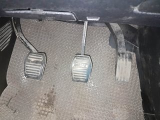 Used 2014 Ford Figo [2010-2015] Duratec Petrol Titanium 1.2 Petrol Manual interior PEDALS VIEW