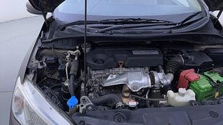 Used 2014 Honda City [2014-2017] VX Diesel Diesel Manual engine ENGINE RIGHT SIDE HINGE & APRON VIEW