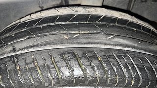 Used 2021 Renault Kiger RXZ 1.0 Turbo MT Petrol Manual tyres LEFT REAR TYRE TREAD VIEW