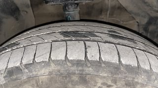 Used 2016 Maruti Suzuki S-Cross [2015-2017] Zeta 1.3 Diesel Manual tyres RIGHT FRONT TYRE TREAD VIEW