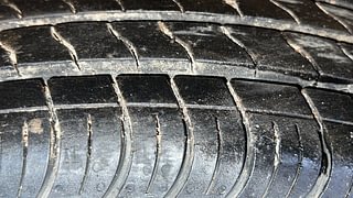 Used 2021 maruti-suzuki S-Presso VXI Plus Petrol Manual tyres RIGHT REAR TYRE TREAD VIEW
