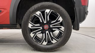 Used 2022 Renault Kiger RXZ Turbo CVT Dual Tone Petrol Automatic tyres LEFT REAR TYRE RIM VIEW
