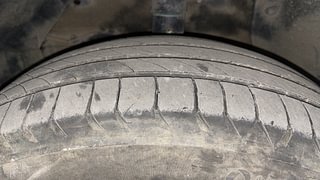 Used 2016 Maruti Suzuki S-Cross [2015-2017] Zeta 1.3 Diesel Manual tyres LEFT FRONT TYRE TREAD VIEW