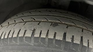 Used 2012 Ford Figo Duratorq Diesel EXI 1.4 Diesel Manual tyres RIGHT FRONT TYRE TREAD VIEW