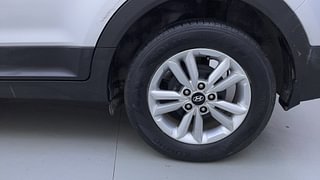 Used 2016 Hyundai Creta [2015-2018] 1.6 SX Plus Auto Diesel Automatic tyres LEFT REAR TYRE RIM VIEW