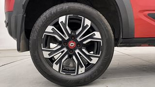 Used 2022 Renault Kiger RXZ Turbo CVT Dual Tone Petrol Automatic tyres RIGHT REAR TYRE RIM VIEW