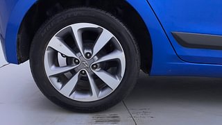 Used 2017 Hyundai Elite i20 [2014-2018] Asta 1.2 (O) Petrol Manual tyres RIGHT REAR TYRE RIM VIEW