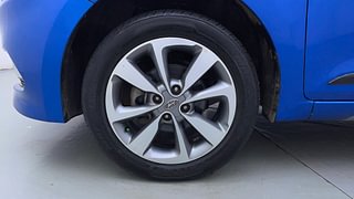 Used 2017 Hyundai Elite i20 [2014-2018] Asta 1.2 (O) Petrol Manual tyres LEFT FRONT TYRE RIM VIEW