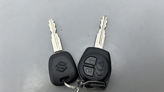 Used 2021 maruti-suzuki S-Presso VXI Plus Petrol Manual extra CAR KEY VIEW