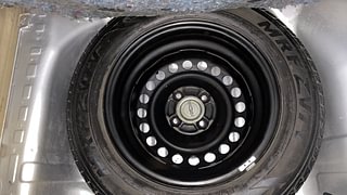 Used 2014 Honda Brio [2011-2016] VX MT Petrol Manual tyres SPARE TYRE VIEW
