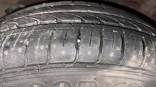 Used 2013 Hyundai Grand i10 [2013-2017] Magna 1.2 Kappa VTVT Petrol Manual tyres RIGHT REAR TYRE TREAD VIEW