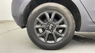 Used 2018 Hyundai Elite i20 [2014-2018] Asta 1.2 Petrol Manual tyres RIGHT REAR TYRE RIM VIEW