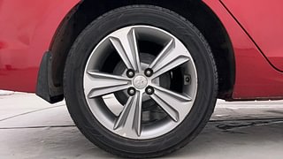 Used 2018 Hyundai Verna [2017-2020] 1.6 VTVT SX (O) AT Petrol Automatic tyres RIGHT REAR TYRE RIM VIEW