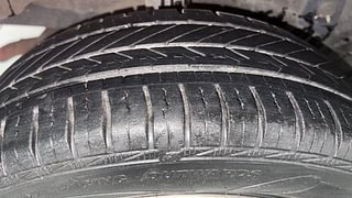 Used 2012 Toyota Etios Liva [2010-2017] G Petrol Manual tyres RIGHT REAR TYRE TREAD VIEW