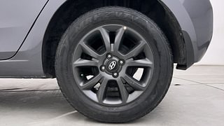 Used 2018 Hyundai Elite i20 [2018-2020] Asta CVT Petrol Automatic tyres LEFT REAR TYRE RIM VIEW