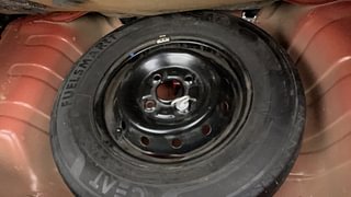 Used 2021 Maruti Suzuki Alto 800 [2019-2022] LXI Petrol Manual tyres SPARE TYRE VIEW