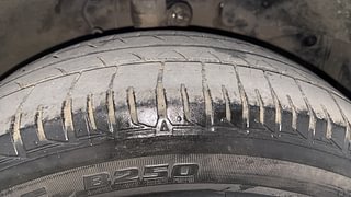 Used 2014 Honda Brio [2011-2016] VX MT Petrol Manual tyres RIGHT FRONT TYRE TREAD VIEW