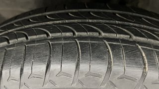 Used 2013 Maruti Suzuki Wagon R 1.0 [2010-2019] VXi Petrol Manual tyres LEFT FRONT TYRE TREAD VIEW