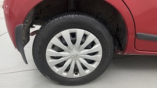 Used 2012 Toyota Etios Liva [2010-2017] G Petrol Manual tyres RIGHT REAR TYRE RIM VIEW