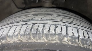 Used 2018 Hyundai Verna [2017-2020] 1.6 VTVT SX (O) AT Petrol Automatic tyres LEFT FRONT TYRE TREAD VIEW