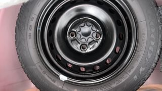 Used 2012 Toyota Etios Liva [2010-2017] G Petrol Manual tyres SPARE TYRE VIEW