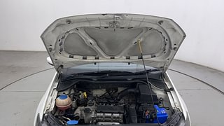 Used 2017 Volkswagen Ameo [2016-2020] Highline1.2L (P) Petrol Manual engine ENGINE & BONNET OPEN FRONT VIEW