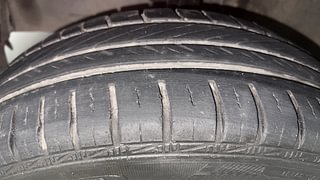 Used 2012 Toyota Etios Liva [2010-2017] G Petrol Manual tyres LEFT FRONT TYRE TREAD VIEW