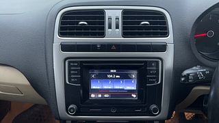 Used 2017 Volkswagen Ameo [2016-2020] Highline1.2L (P) Petrol Manual top_features Integrated (in-dash) music system