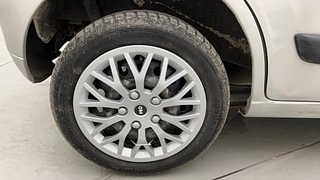 Used 2012 Maruti Suzuki Wagon R 1.0 [2010-2019] VXi Petrol Manual tyres RIGHT REAR TYRE RIM VIEW