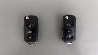 Used 2017 Volkswagen Ameo [2016-2020] Highline1.2L (P) Petrol Manual extra CAR KEY VIEW