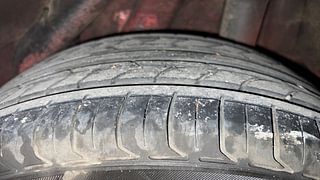 Used 2018 Hyundai Verna [2017-2020] 1.6 VTVT SX (O) AT Petrol Automatic tyres LEFT REAR TYRE TREAD VIEW