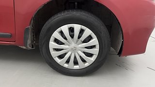 Used 2012 Toyota Etios Liva [2010-2017] G Petrol Manual tyres RIGHT FRONT TYRE RIM VIEW