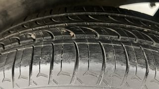 Used 2013 Maruti Suzuki Wagon R 1.0 [2010-2019] VXi Petrol Manual tyres LEFT REAR TYRE TREAD VIEW