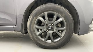 Used 2018 Hyundai Elite i20 [2014-2018] Asta 1.2 Petrol Manual tyres RIGHT FRONT TYRE RIM VIEW