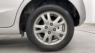 Used 2014 Honda Brio [2011-2016] VX MT Petrol Manual tyres LEFT REAR TYRE RIM VIEW