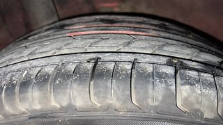 Used 2018 Hyundai Verna [2017-2020] 1.6 VTVT SX (O) AT Petrol Automatic tyres RIGHT REAR TYRE TREAD VIEW