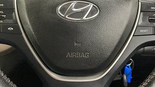 Used 2018 Hyundai Elite i20 [2014-2018] Asta 1.2 Petrol Manual top_features Airbags