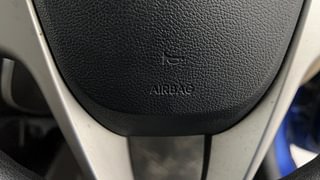 Used 2015 Hyundai Eon [2011-2018] Sportz Petrol Manual top_features Airbags