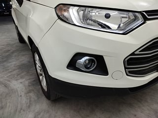 Used 2015 Ford EcoSport [2013-2015] Titanium 1.5L Ti-VCT AT Petrol Automatic dents MINOR SCRATCH