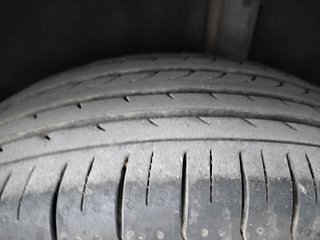 Used 2015 Ford EcoSport [2013-2015] Titanium 1.5L Ti-VCT AT Petrol Automatic tyres LEFT REAR TYRE TREAD VIEW