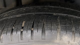 Used 2013 Maruti Suzuki Swift Dzire ZXI Petrol Manual tyres RIGHT REAR TYRE TREAD VIEW