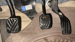 Used 2018 maruti-suzuki Ciaz Zeta Petrol Petrol Manual interior PEDALS VIEW