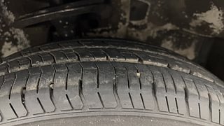Used 2013 Maruti Suzuki Ritz [2012-2017] Vxi Petrol Manual tyres RIGHT FRONT TYRE TREAD VIEW