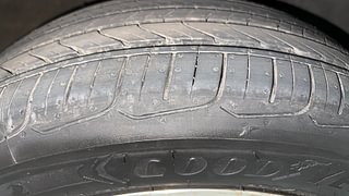 Used 2019 Hyundai Verna [2017-2020] 1.6 VTVT SX + AT Petrol Automatic tyres RIGHT FRONT TYRE TREAD VIEW