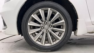 Used 2019 Maruti Suzuki Ciaz Alpha Petrol Petrol Manual tyres LEFT FRONT TYRE RIM VIEW