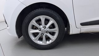 Used 2014 Hyundai Grand i10 [2013-2017] Asta AT 1.2 Kappa VTVT Petrol Automatic tyres LEFT FRONT TYRE RIM VIEW