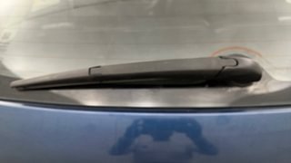 Used 2017 Maruti Suzuki Baleno [2015-2019] Delta Petrol Petrol Manual top_features Rear wiper